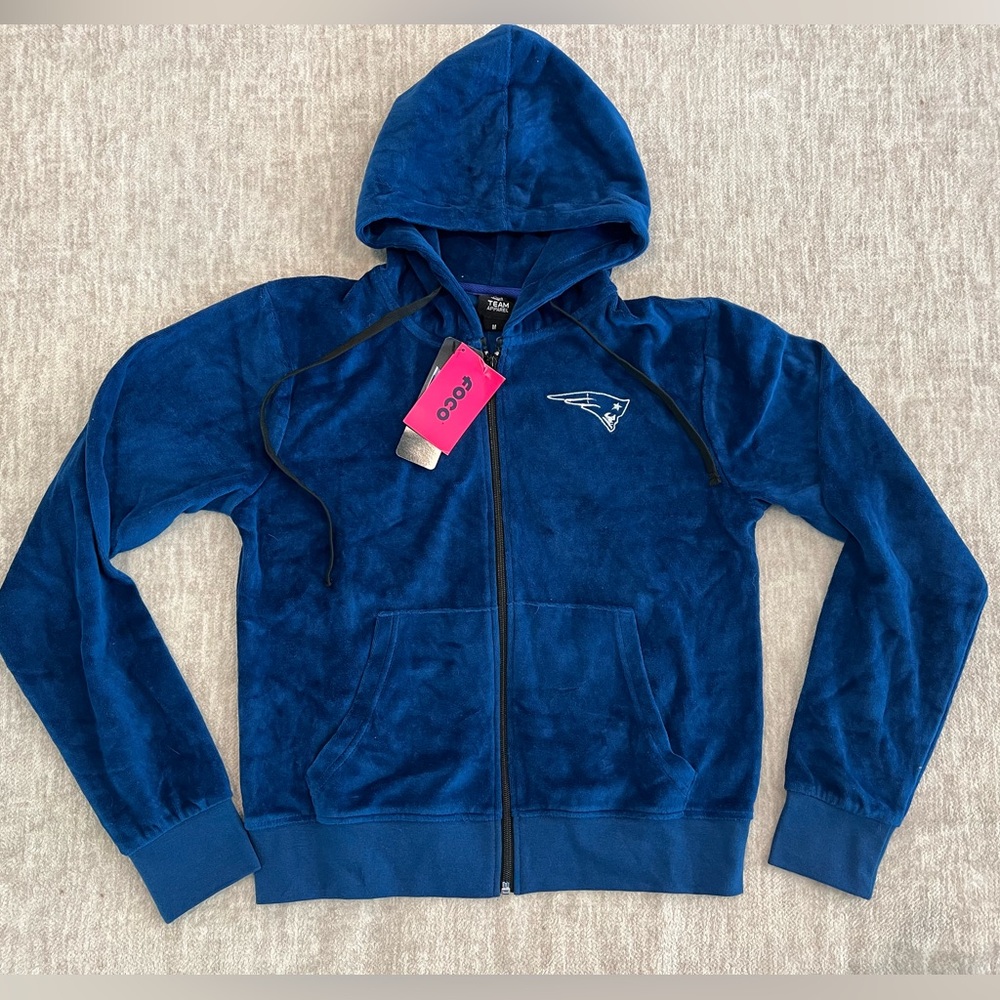 Women’s Size Medium New England Patriots Foco Velour Navy Full-Zip Hoodie